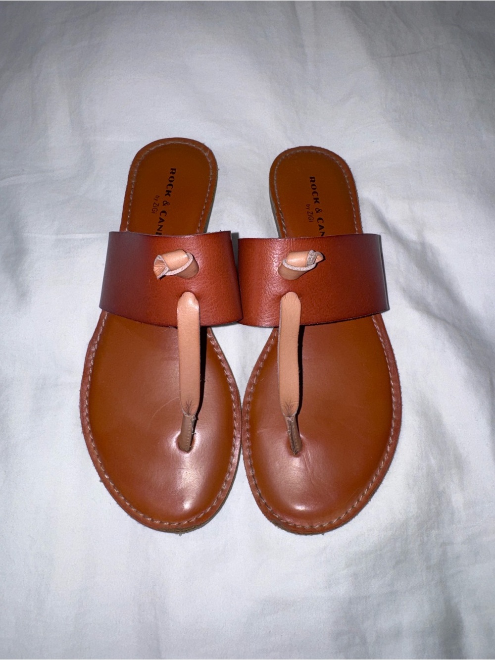 Rock & Candy Women's Tan Leather Toe-Post Sandals